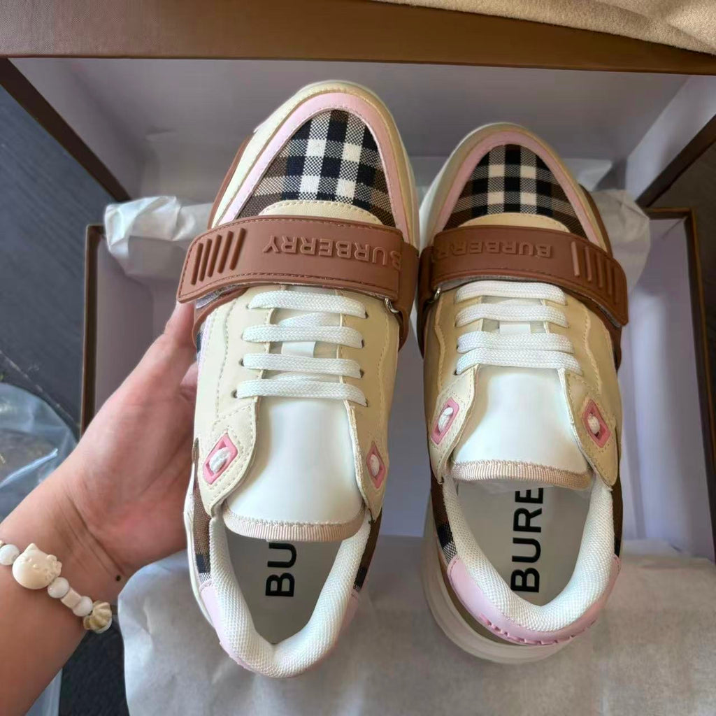 Burberry shoes pre order