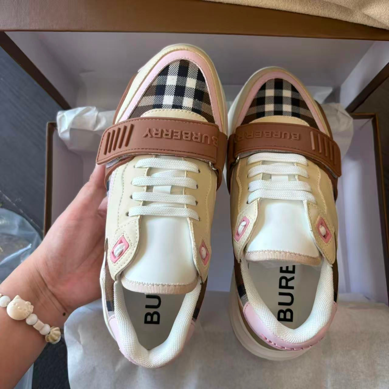 Burberry shoes pre order